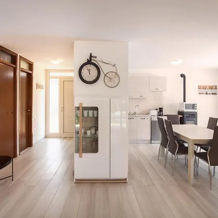 别墅 Rose With Pool *