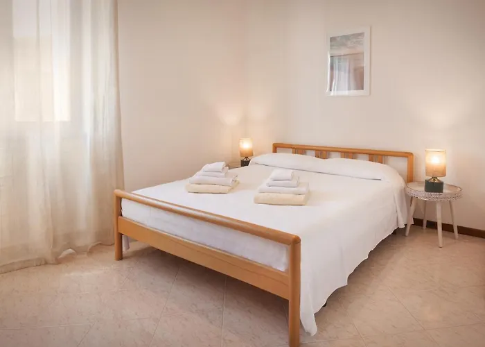 Rose With Pool * باردولينو