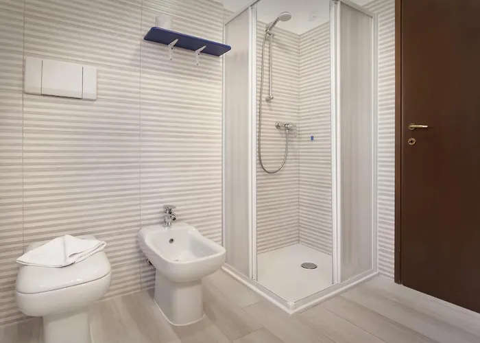 Rose With Pool فيلة